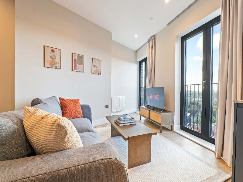 Staycozy Apartments In Birmingham image