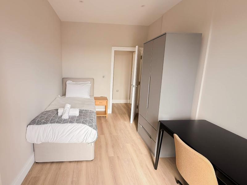 Staycozy Apartments In Birmingham image