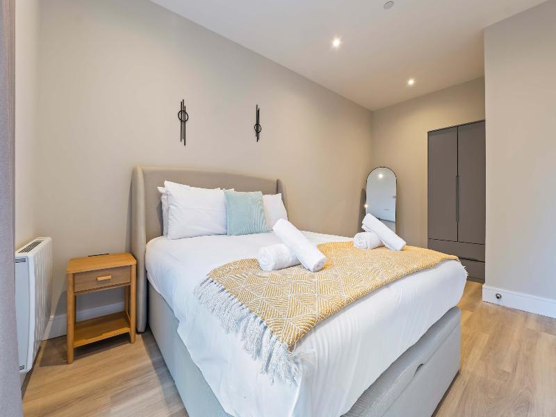 Staycozy Apartments In Birmingham image