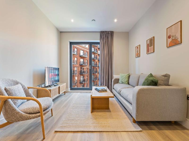 Staycozy Apartments In Birmingham image