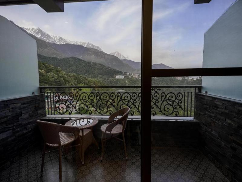 Alivaa Hotel, Mcleodganj with Best Dhauladhar View image