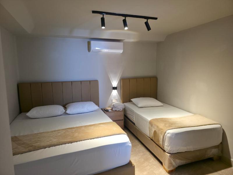 Hotel Garden Laureles image