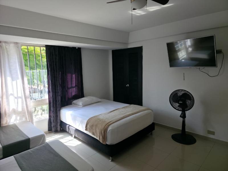 Hotel Garden Laureles image