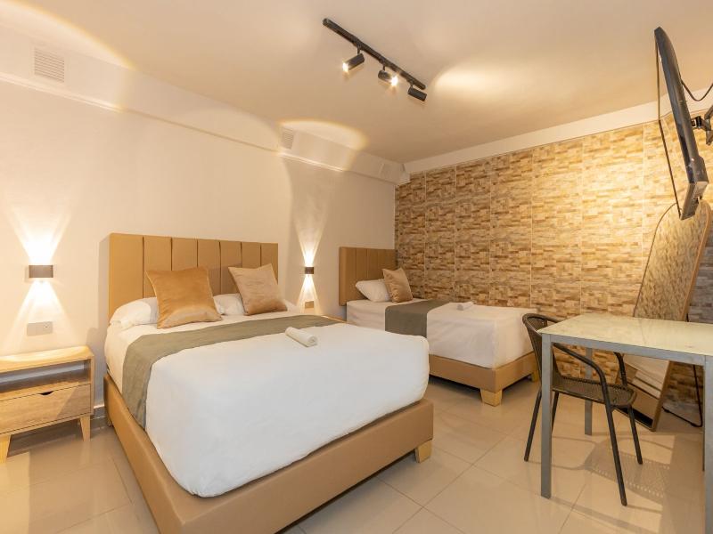 Hotel Garden Laureles image