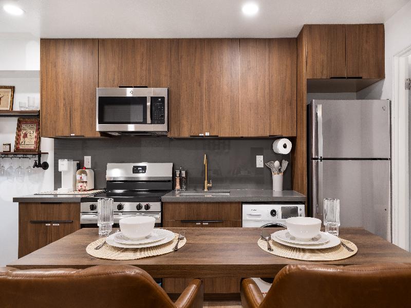 Stayoo Suites | Seattle Secret Garden image