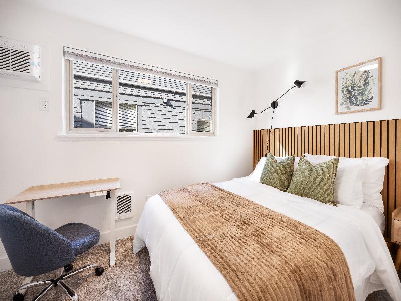 Stayoo Suites | Seattle Secret Garden image