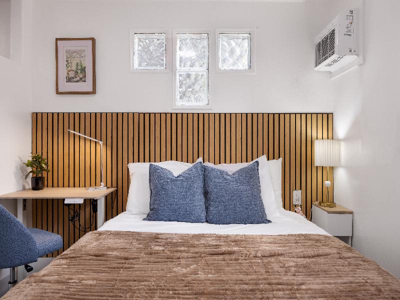 Stayoo Suites | Seattle Secret Garden image
