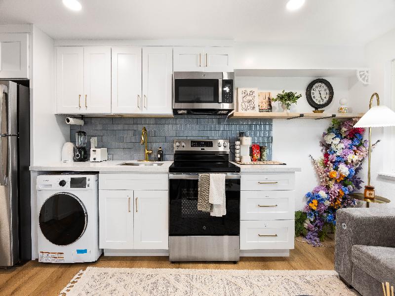 Stayoo Suites | Seattle Secret Garden image