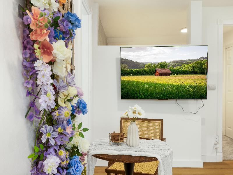 Stayoo Suites | Seattle Secret Garden image