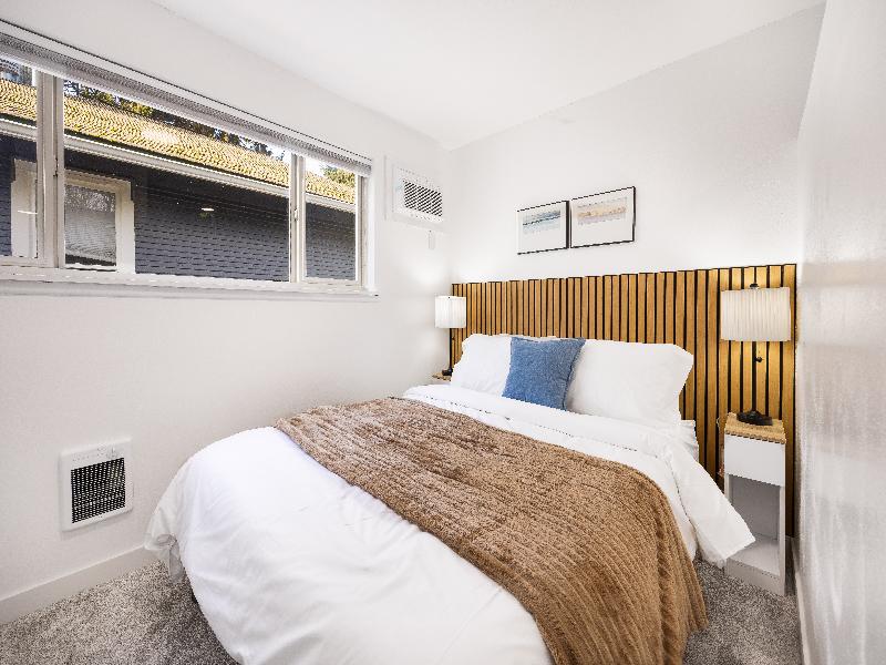Stayoo Suites | Seattle Secret Garden image