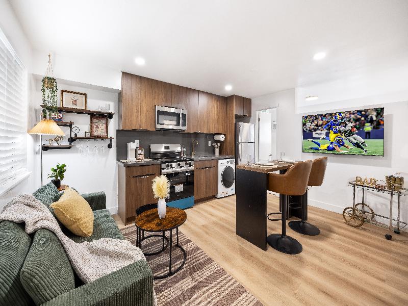 Stayoo Suites | Seattle Secret Garden image