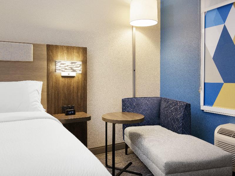 Holiday Inn Express & Suites Avon Indianapolis image