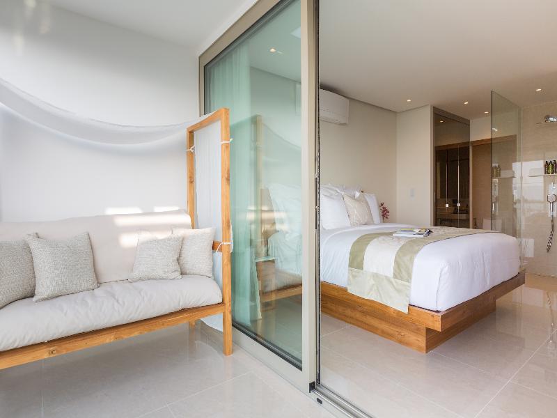Chi The Residence image