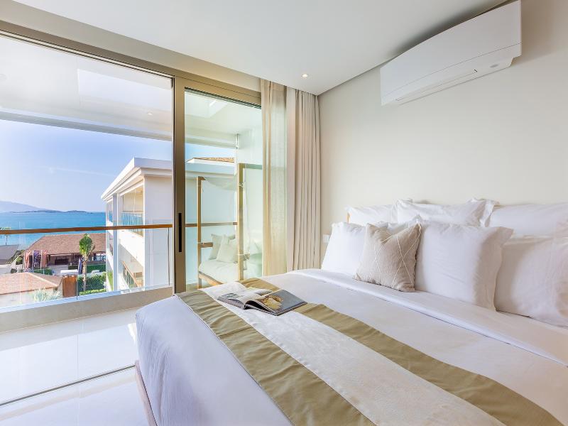 Chi The Residence image