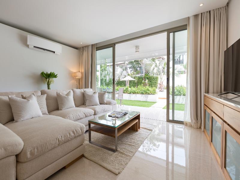 Chi The Residence image