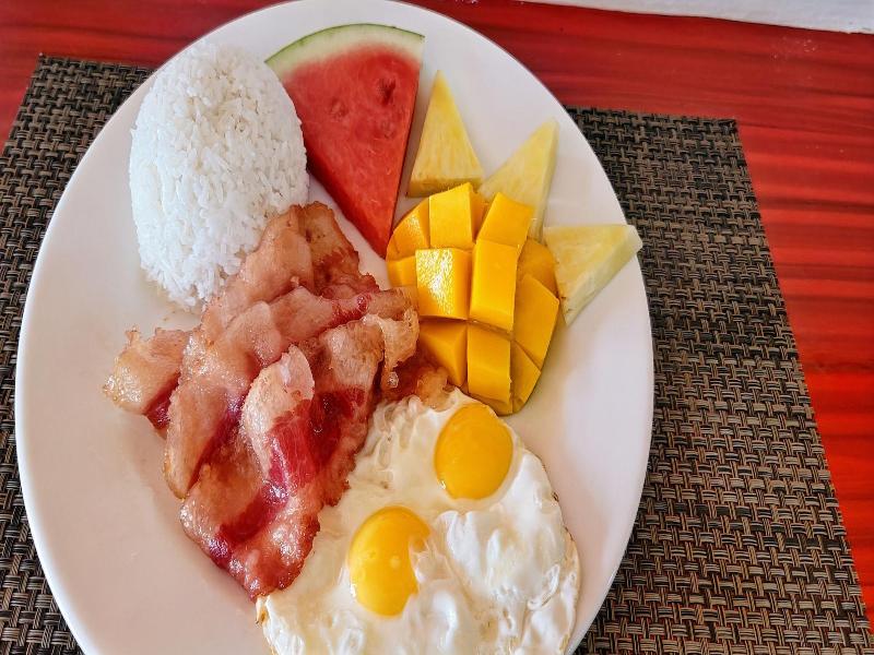 Sempre Premier Inn Mactan Airport Hotel image