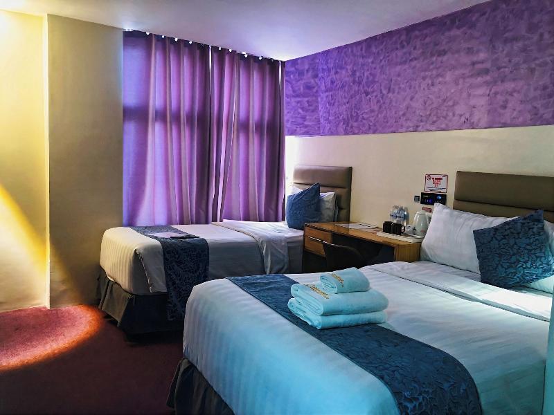 Sempre Premier Inn Mactan Airport Hotel image