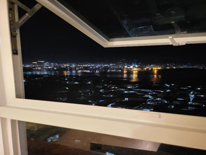 Sempre Premier Inn Mactan Airport Hotel image