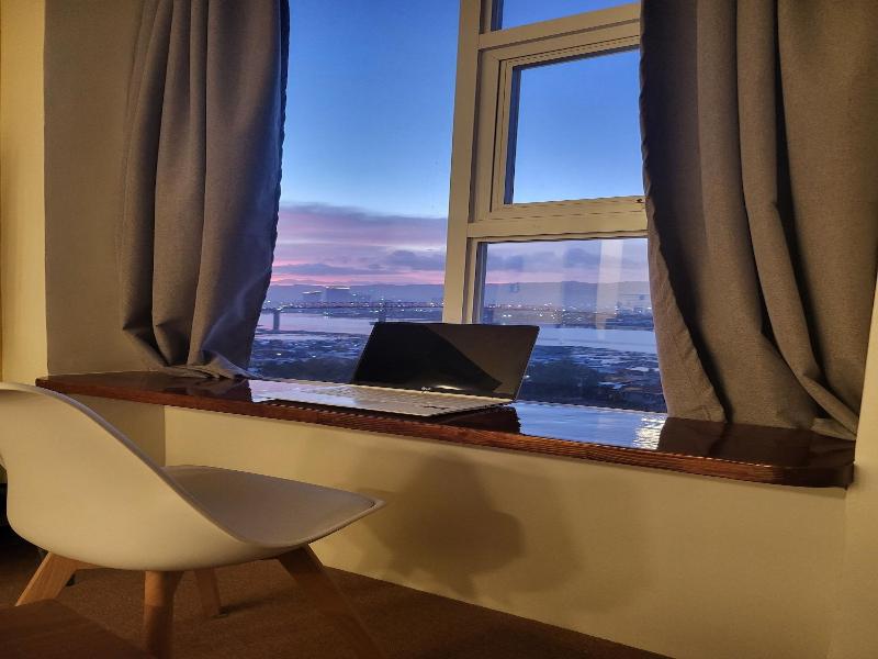 Sempre Premier Inn Mactan Airport Hotel image