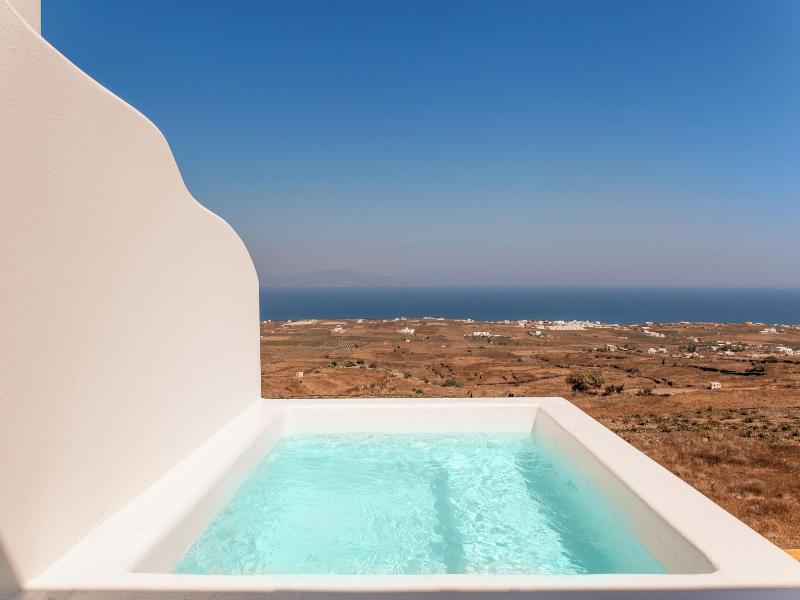 North Wind Luxury Suites image