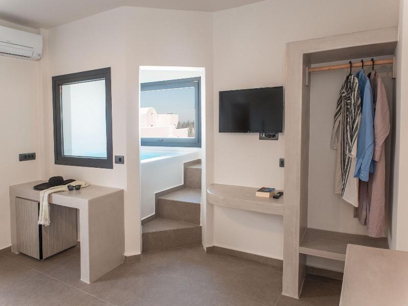 North Wind Luxury Suites image