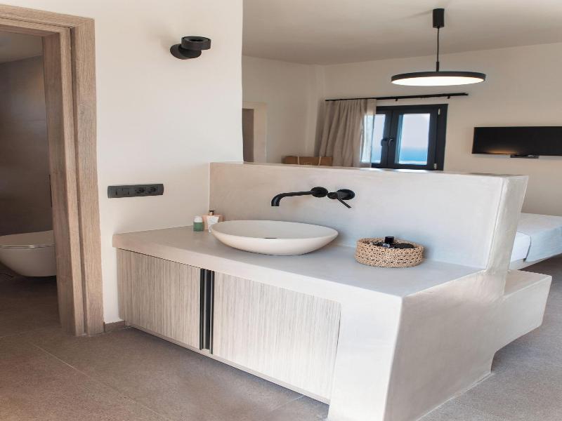 North Wind Luxury Suites image