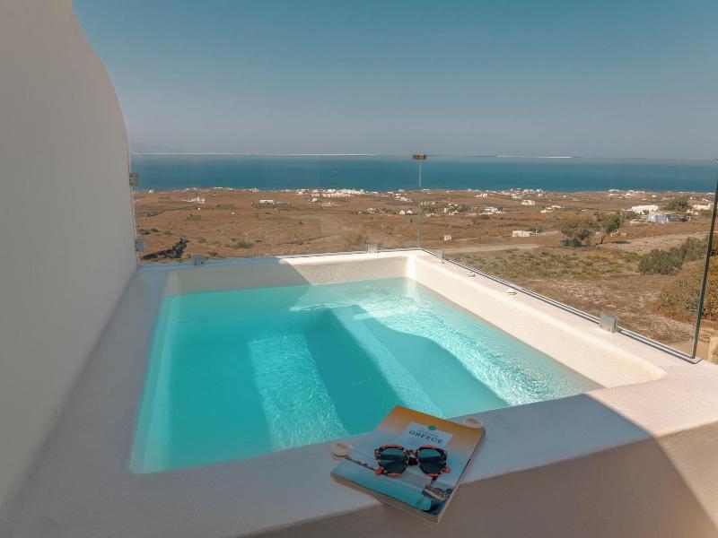 North Wind Luxury Suites image
