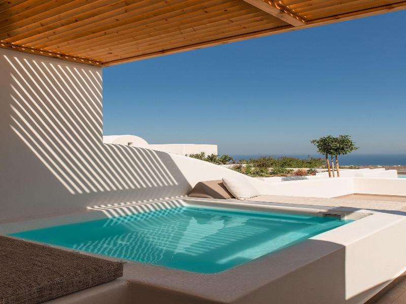 North Wind Luxury Suites image