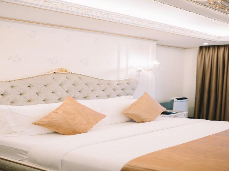 Lafaayette Luxury Suites Baguio image
