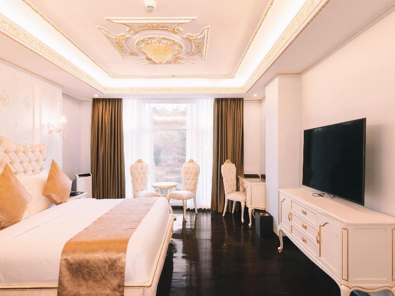 Lafaayette Luxury Suites Baguio image