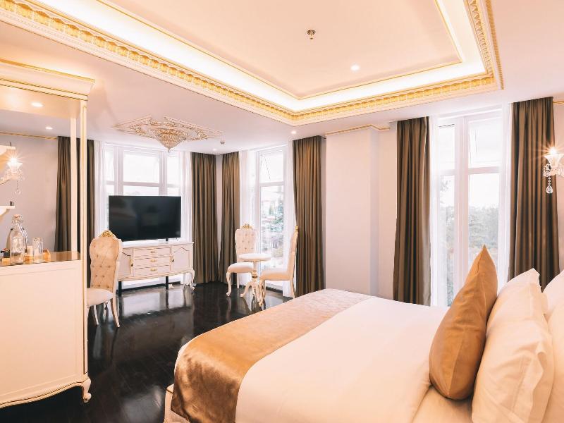 Lafaayette Luxury Suites Baguio image