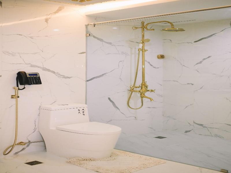 Lafaayette Luxury Suites Baguio image