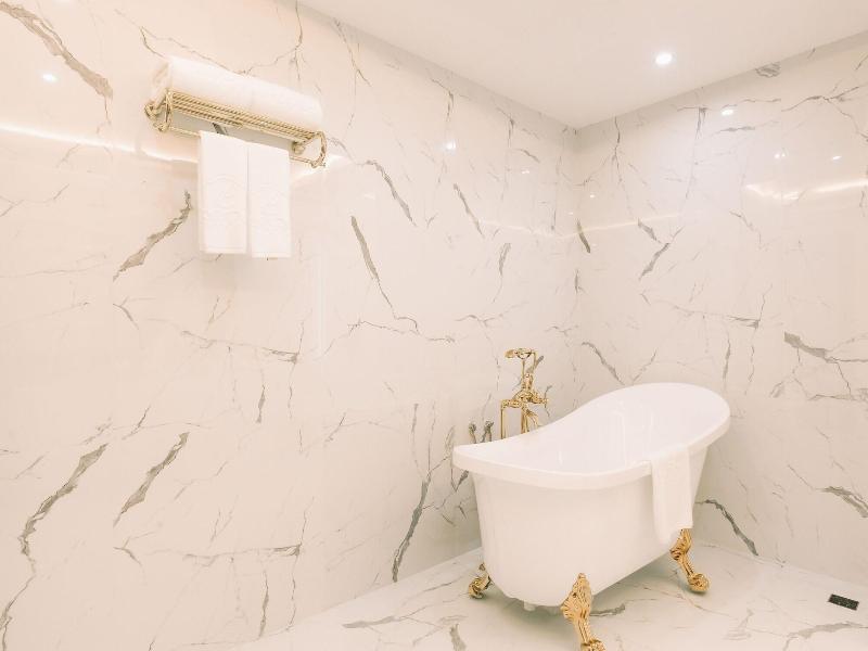 Lafaayette Luxury Suites Baguio image