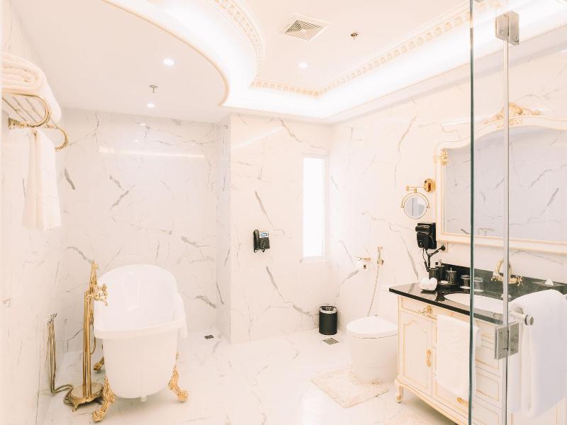 Lafaayette Luxury Suites Baguio image