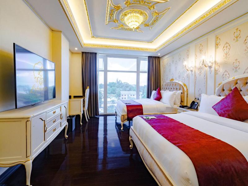 Lafaayette Luxury Suites Baguio image