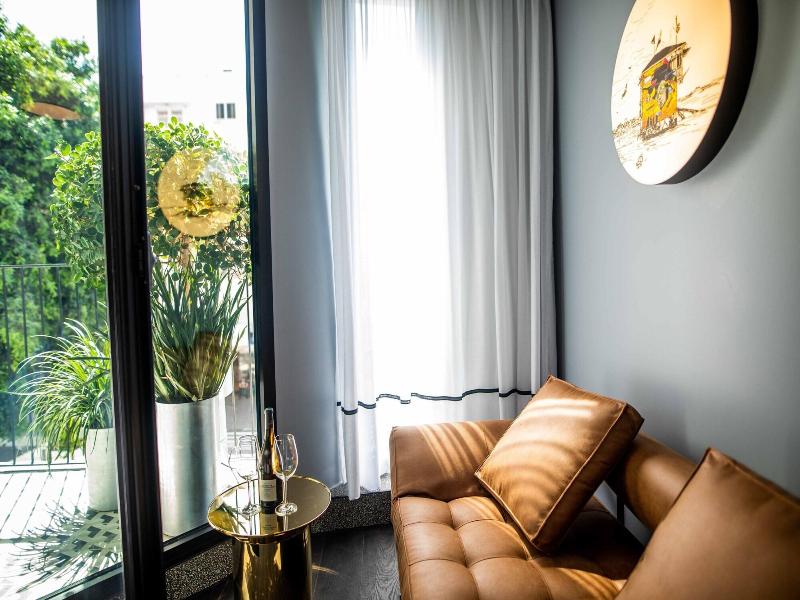 Mayer House image