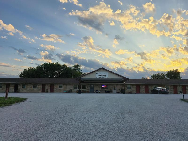 Oyo Sandman Inn