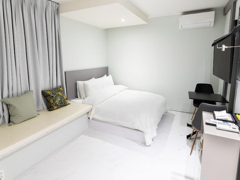Lenith Hotel Seomyeon image