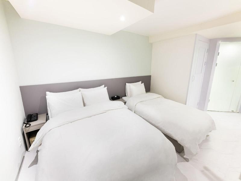 Lenith Hotel Seomyeon image