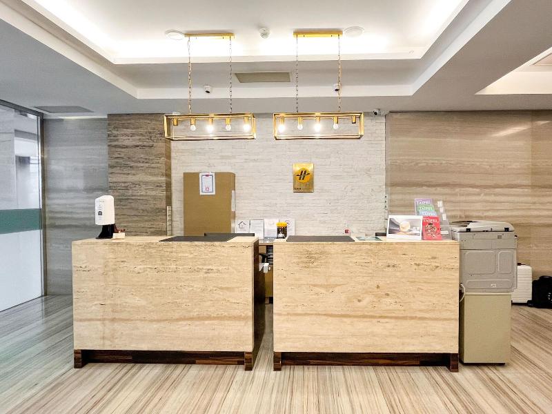 Check Inn Express Taipei Station image