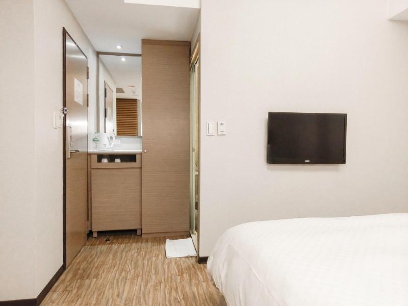 Check Inn Express Taipei Station image