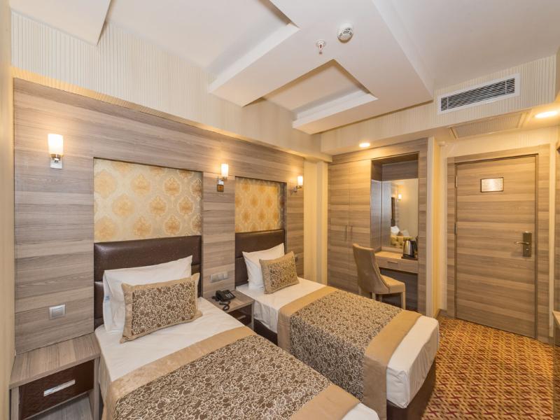 Borz Hotel image