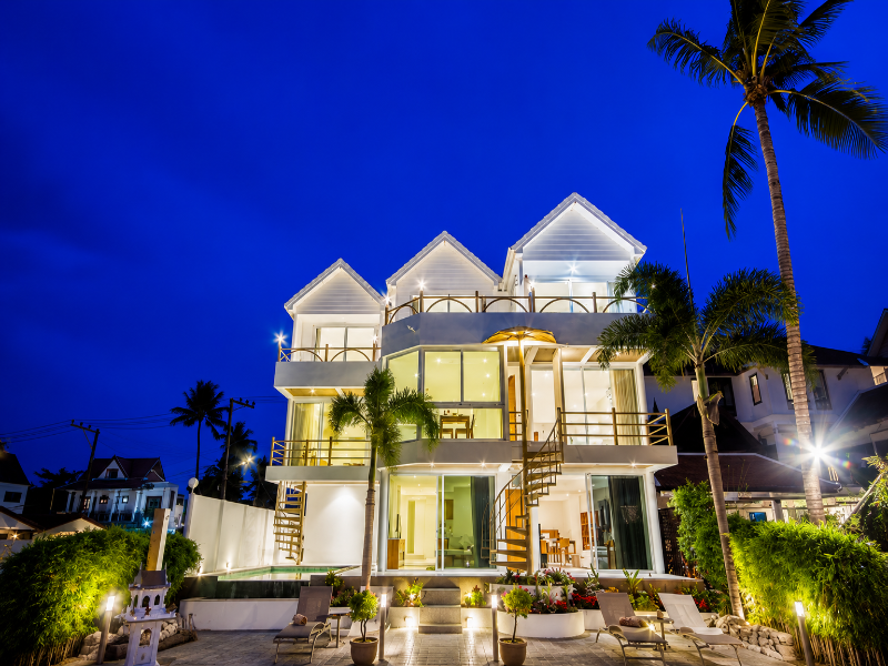 B1 Beachfront image