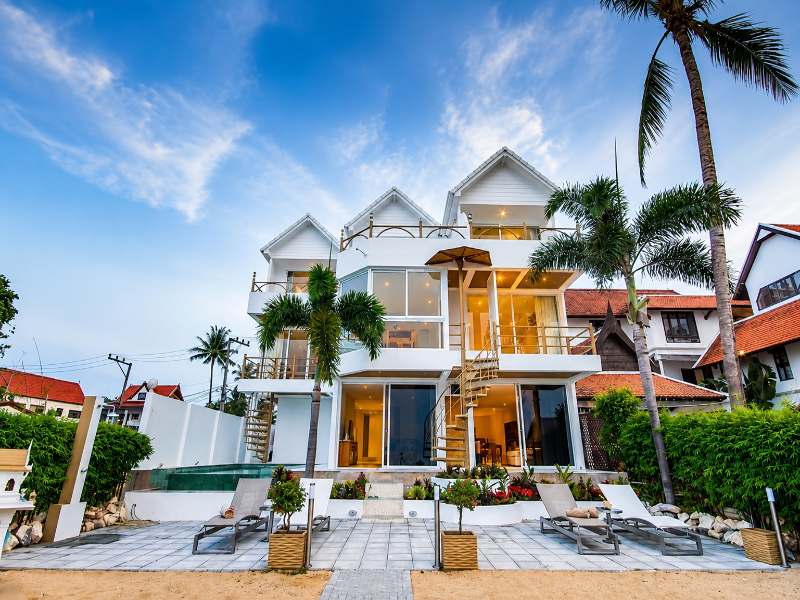B1 Beachfront image