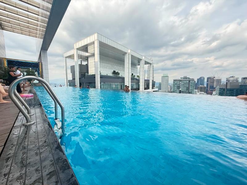 The Platinum Suites Klcc By Moonlight image