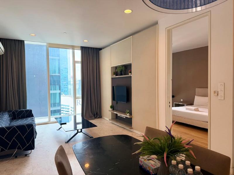 The Platinum Suites Klcc By Moonlight image