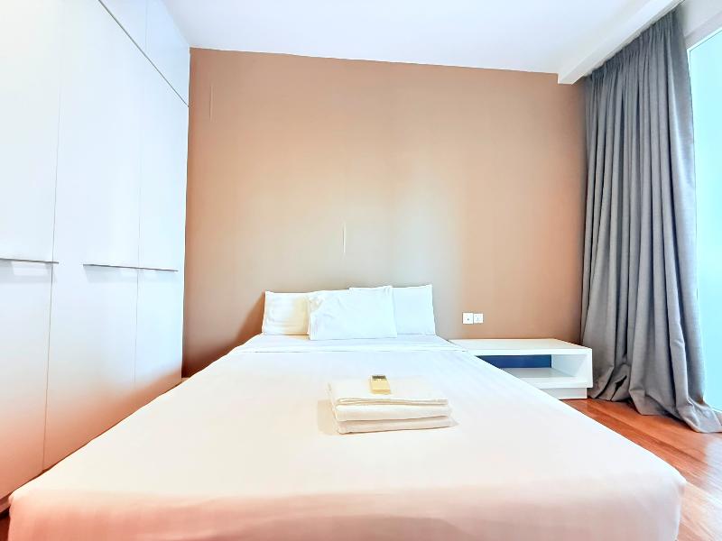 The Platinum Suites Klcc By Moonlight image