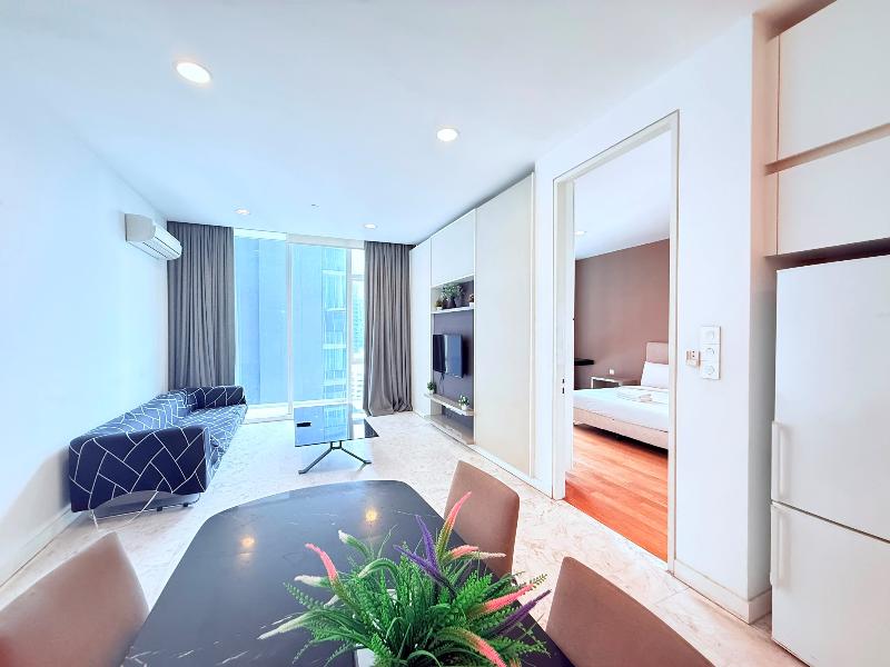 The Platinum Suites Klcc By Moonlight image
