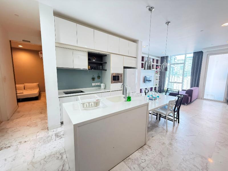 The Platinum Suites Klcc By Moonlight image