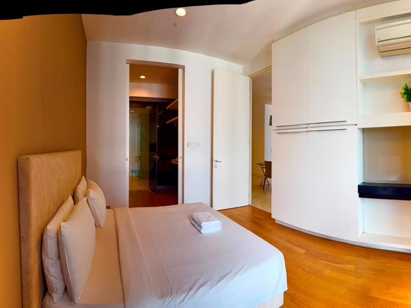 The Platinum Suites Klcc By Moonlight image